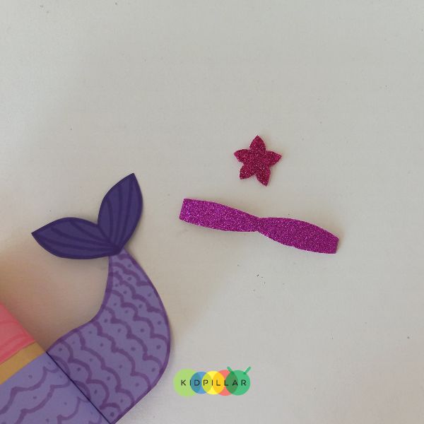 make mermaid paper roll craft